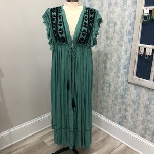 Green Bali Will Wait For You Midi Flutter Sleeve